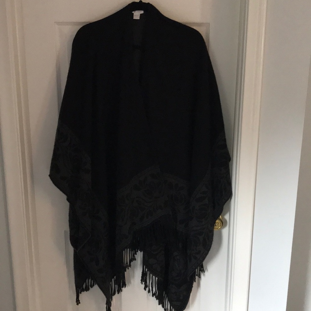 Soft poncho shawl Charter Club fringe
